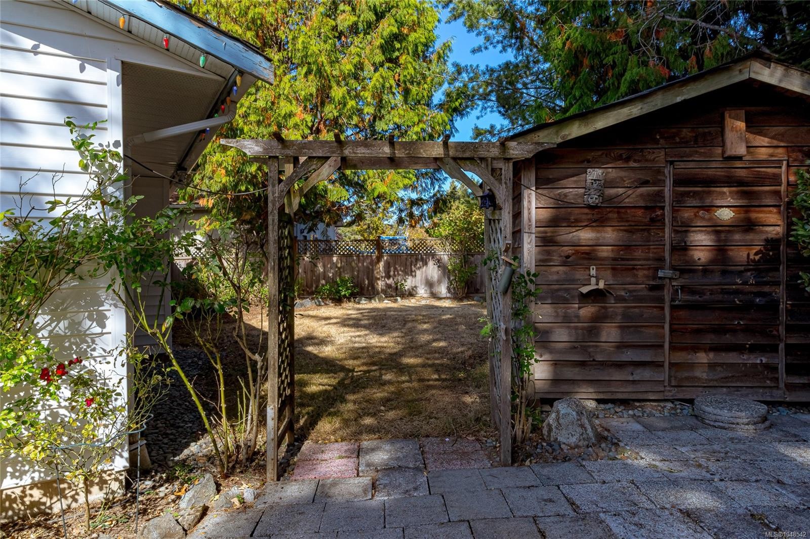 4541 Elk Lake Dr, Saanich, BC