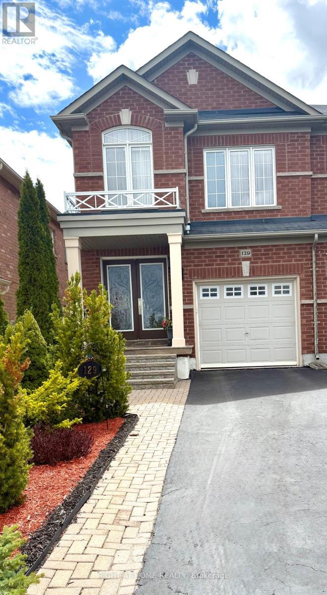 129 Four Seasons Crescent, East Gwillimbury, ON