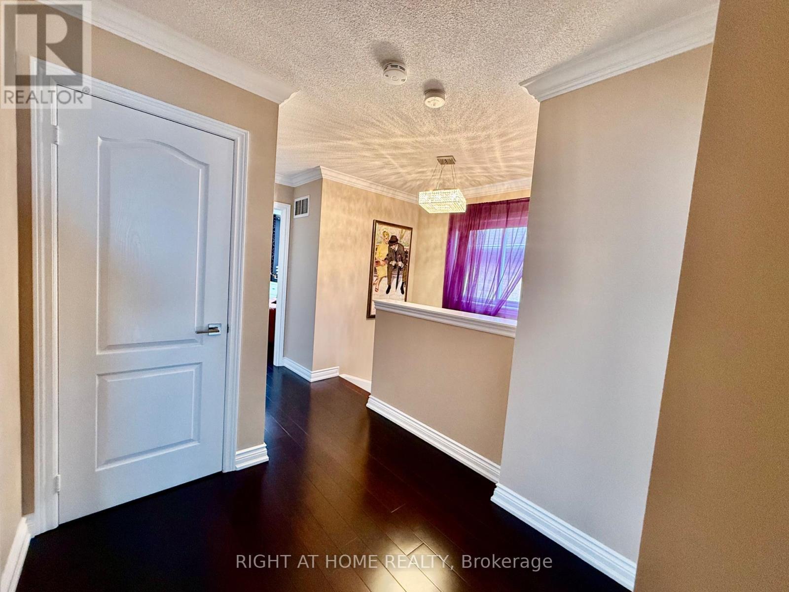 129 Four Seasons Crescent, East Gwillimbury, ON