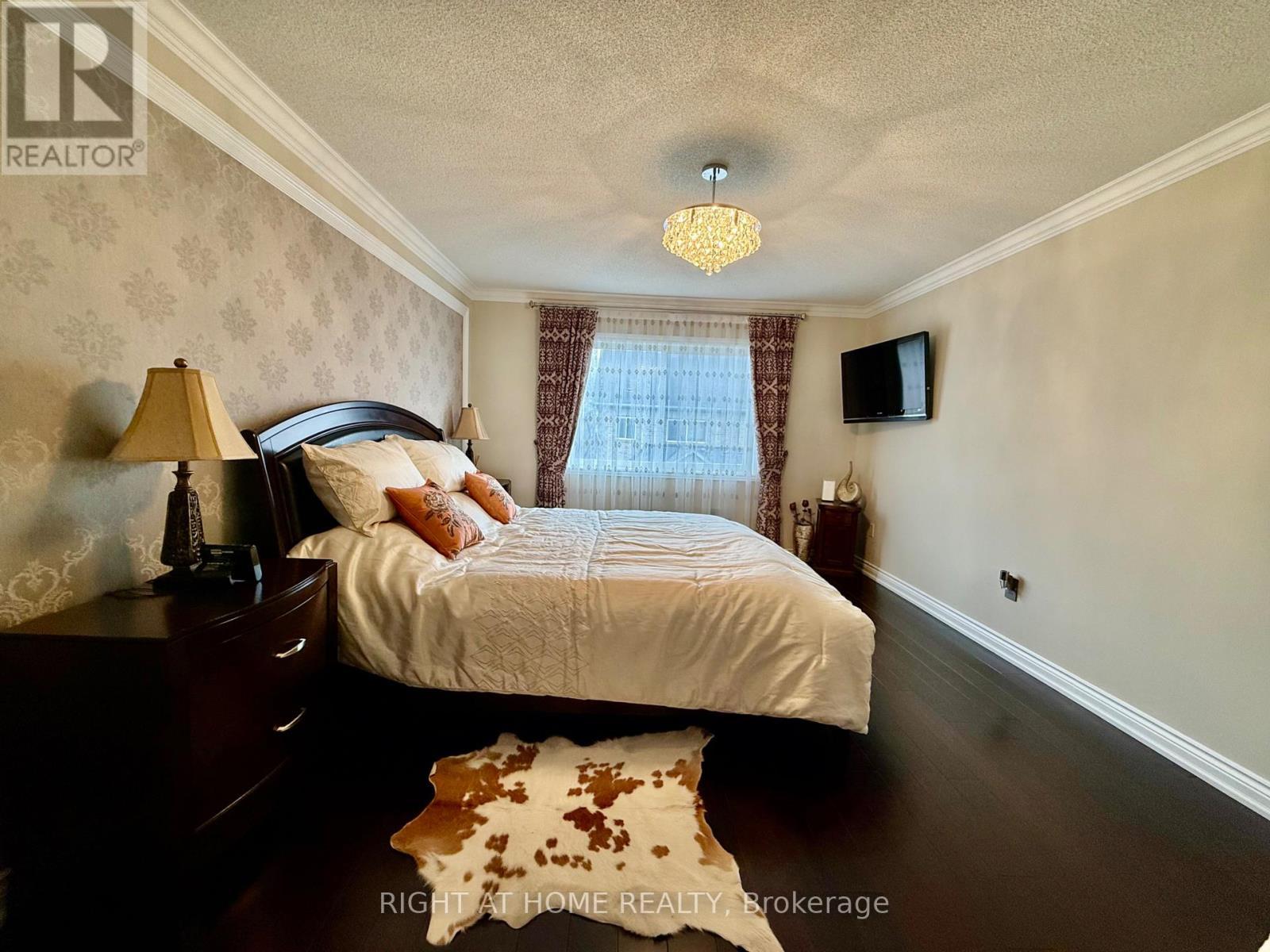 129 Four Seasons Crescent, East Gwillimbury, ON