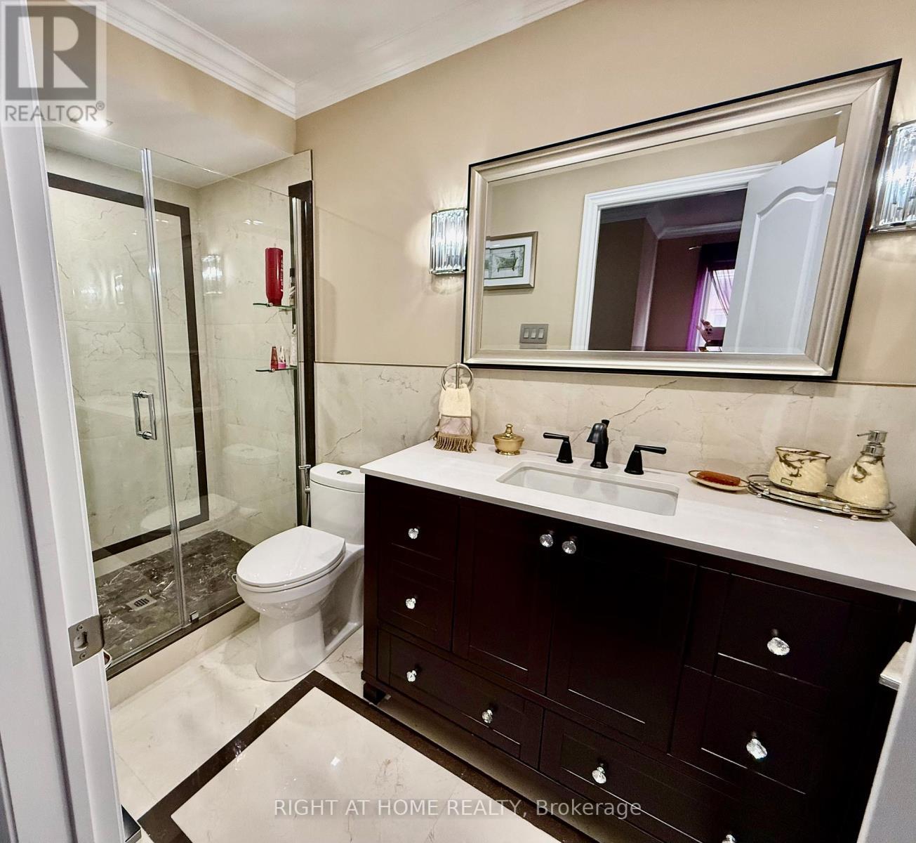 129 Four Seasons Crescent, East Gwillimbury, ON