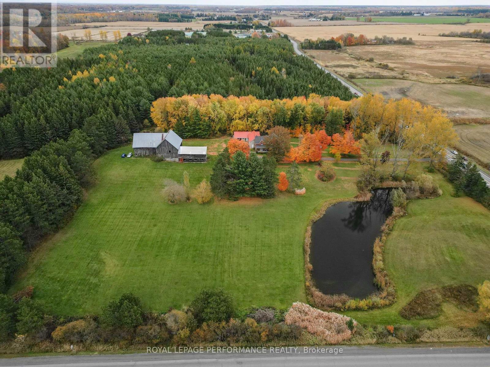 8253 Russell Road, Ottawa, ON