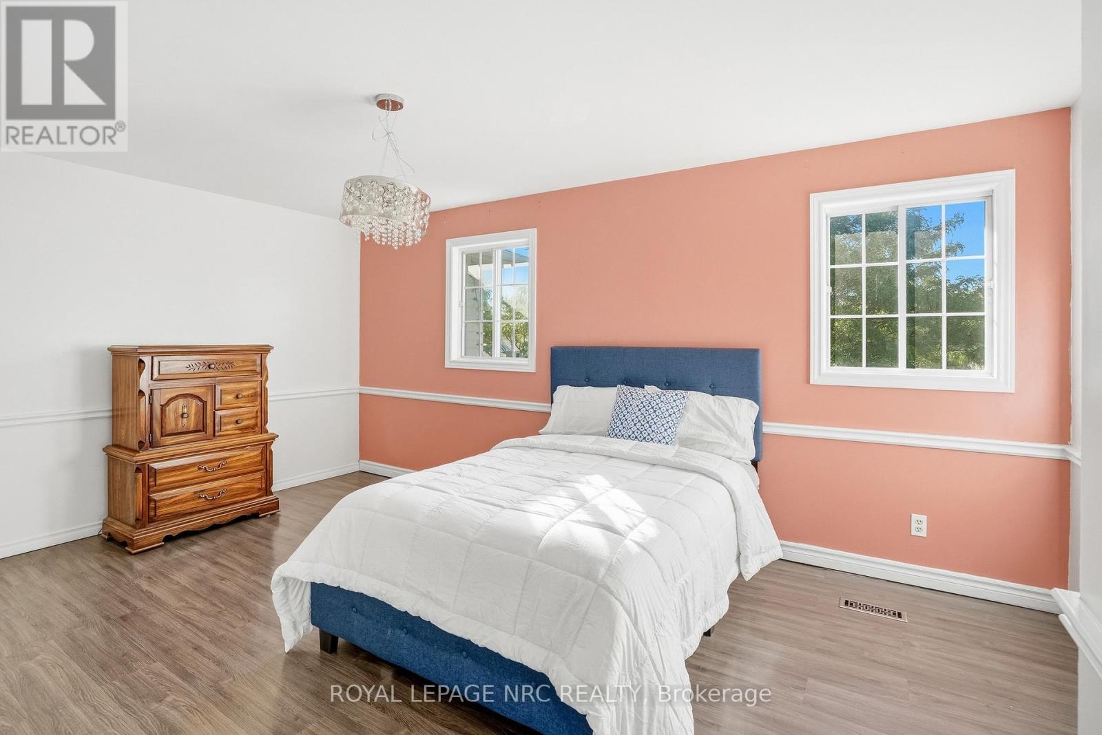 6033 Wildrose Crescent, Niagara Falls (Oldfield), ON