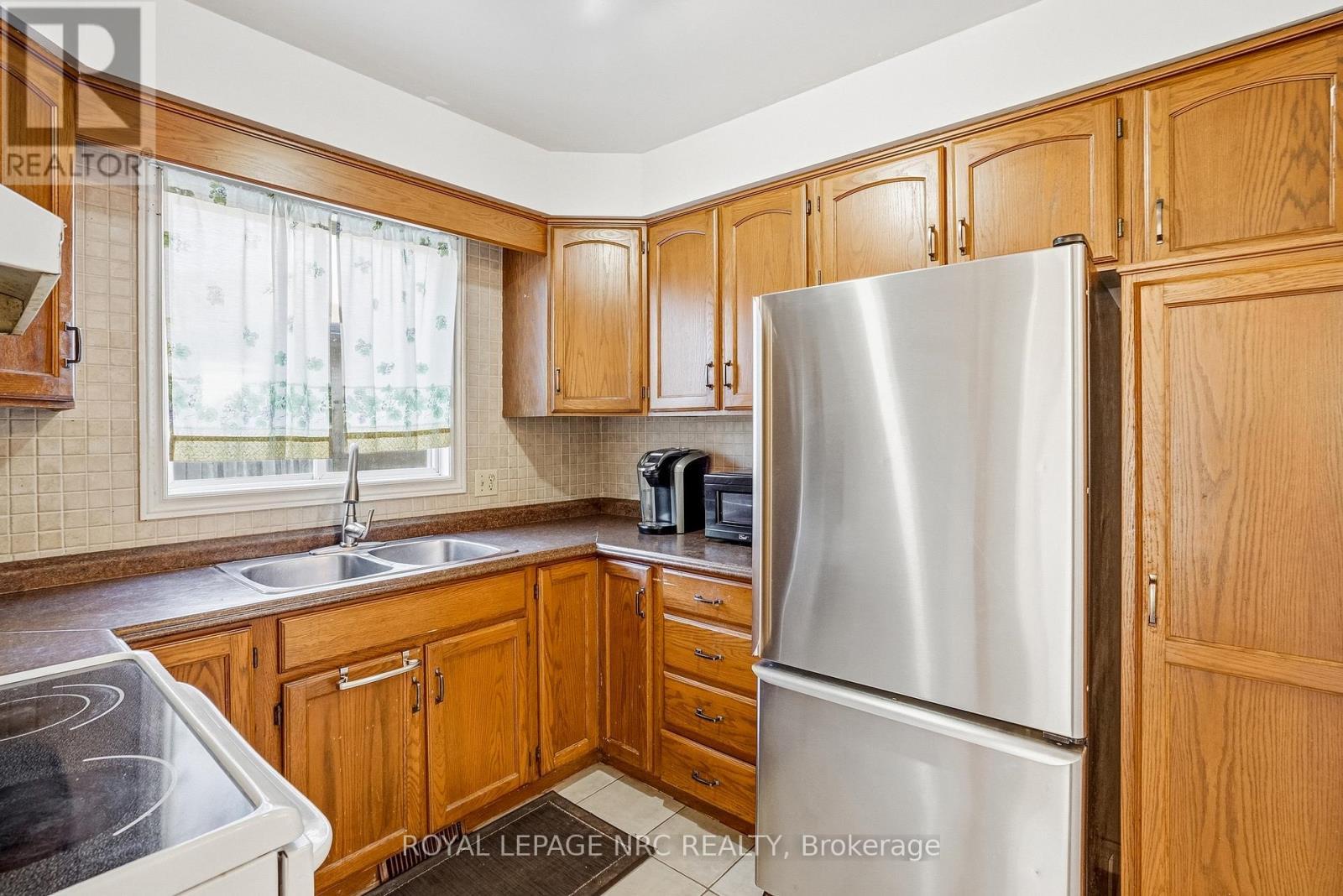 6033 Wildrose Crescent, Niagara Falls (Oldfield), ON