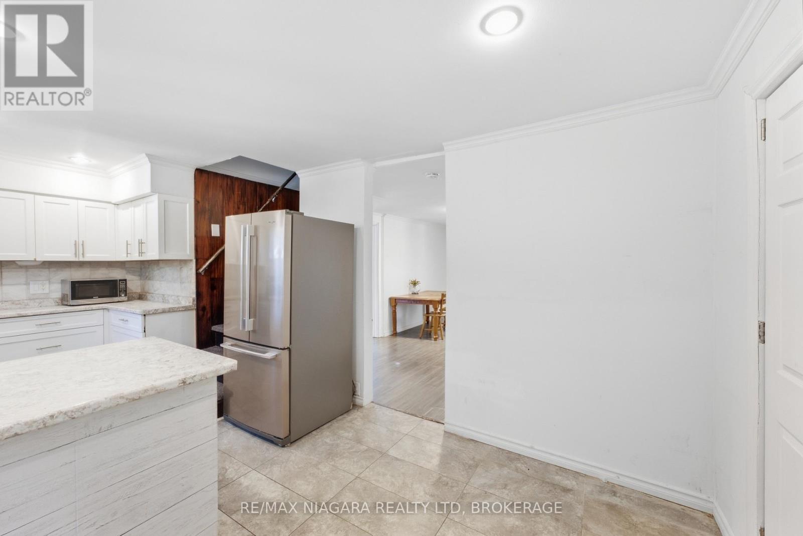 6525 Oneil Street, Niagara Falls (Stamford), ON