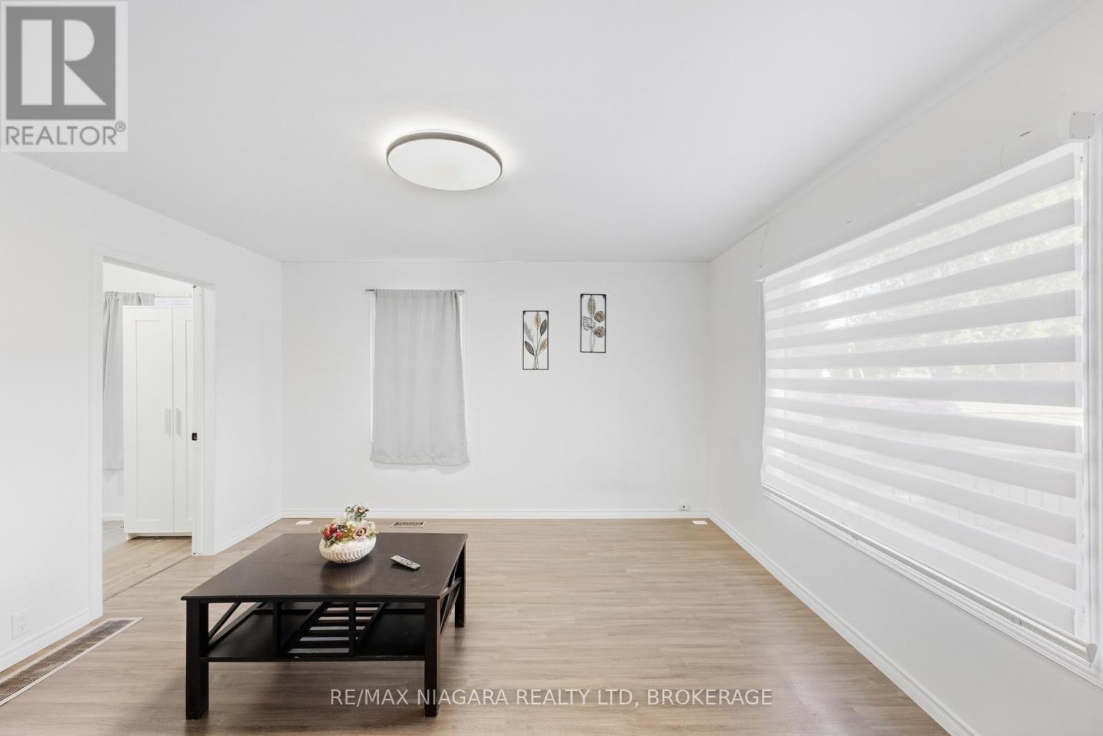 6525 Oneil Street, Niagara Falls (Stamford), ON