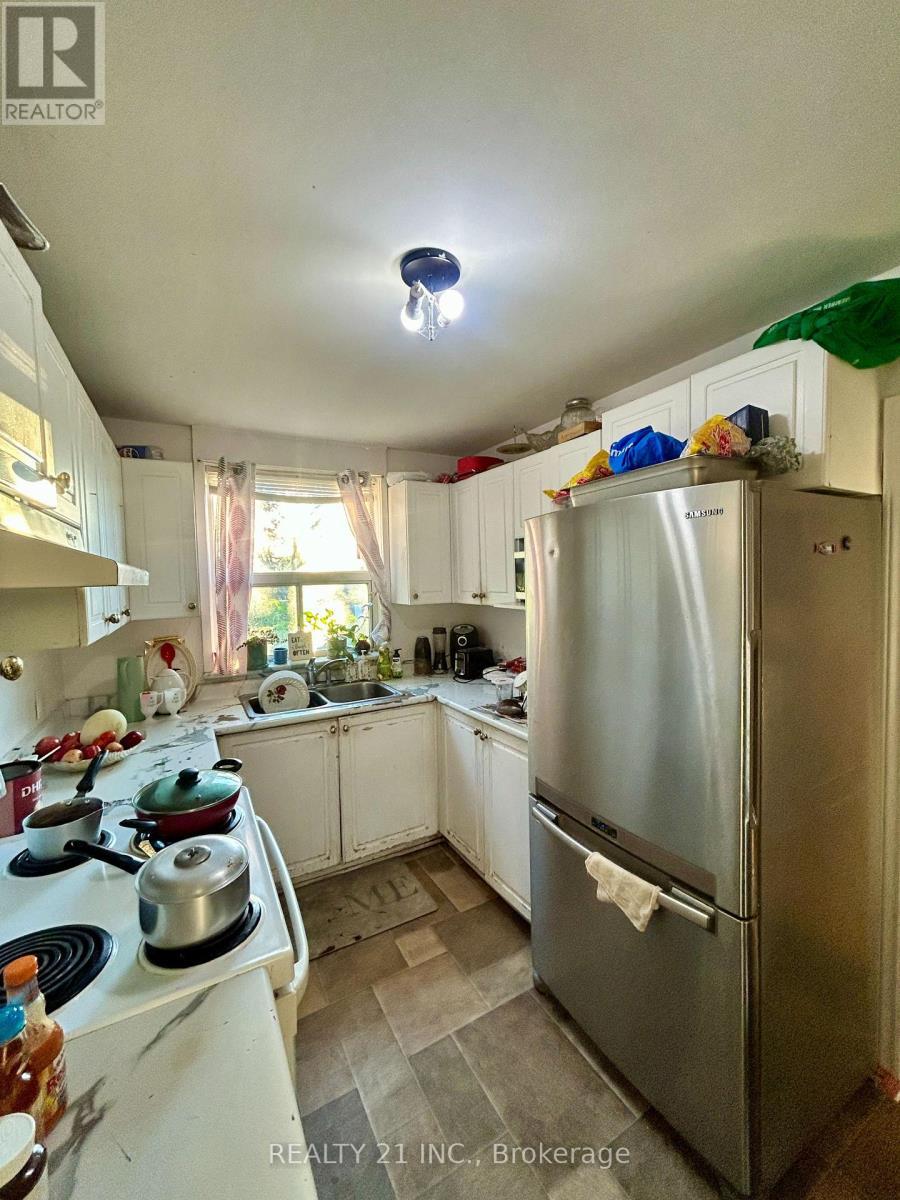 176 Linden Avenue, Toronto, ON