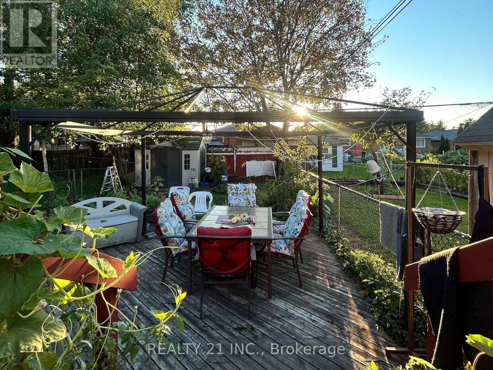 176 Linden Avenue, Toronto, ON