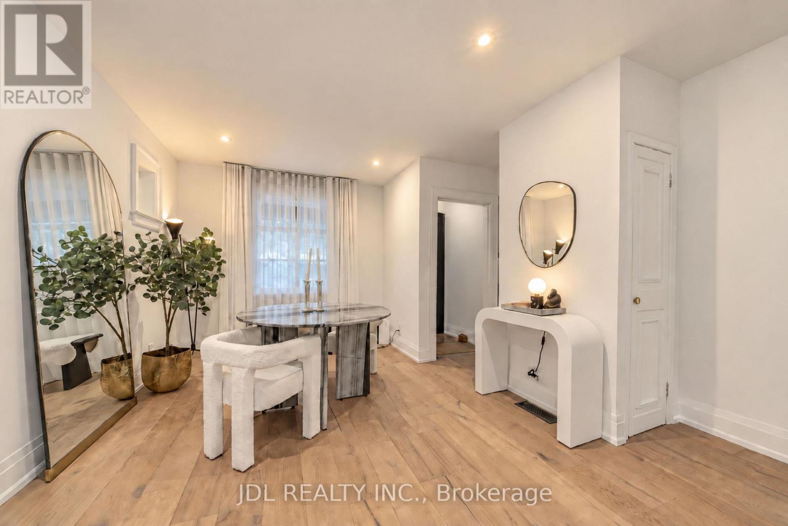 379 Scarborough Road, Toronto, ON