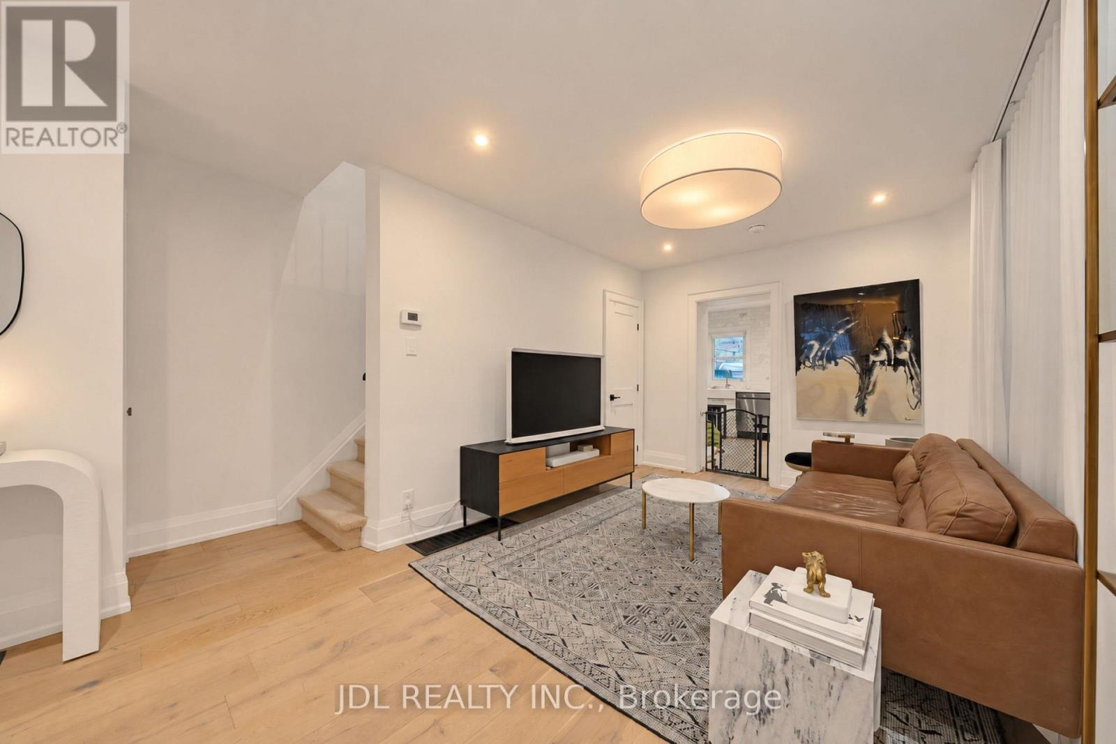 379 Scarborough Road, Toronto, ON