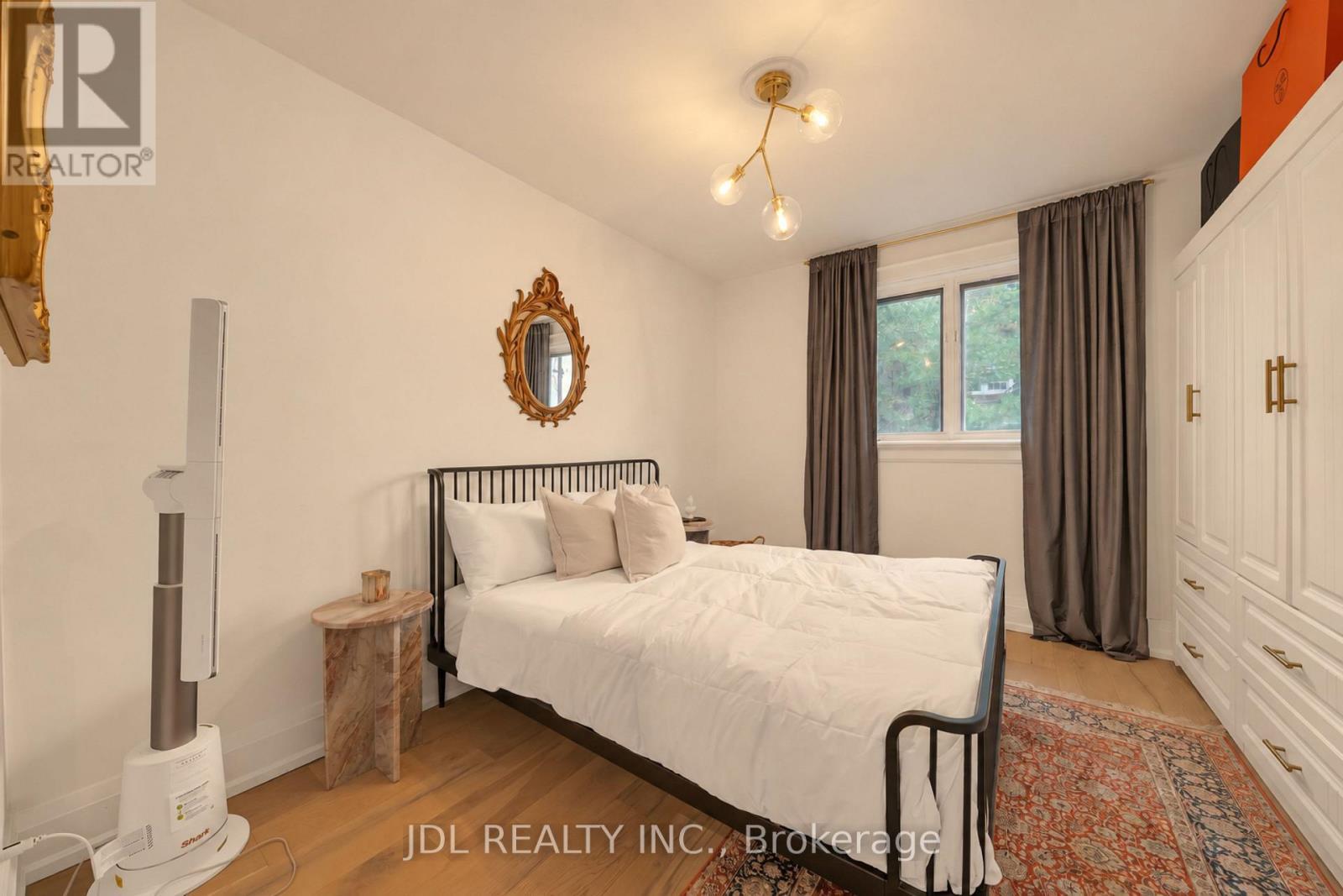 379 Scarborough Road, Toronto, ON