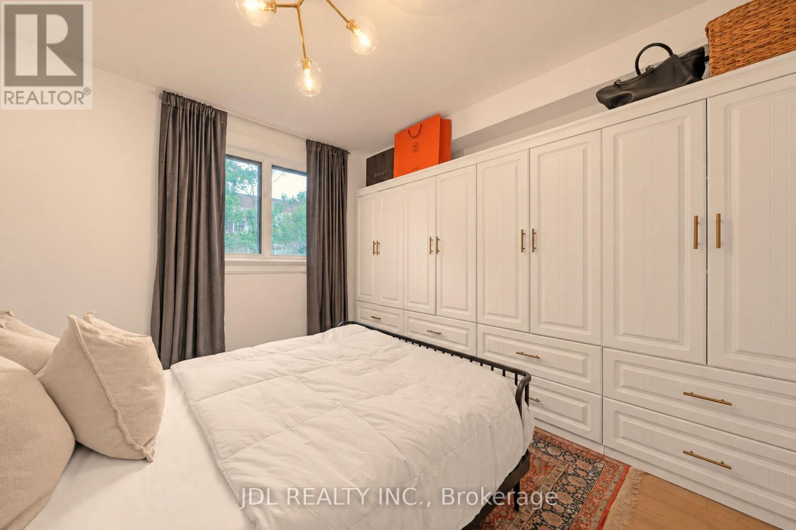 379 Scarborough Road, Toronto, ON