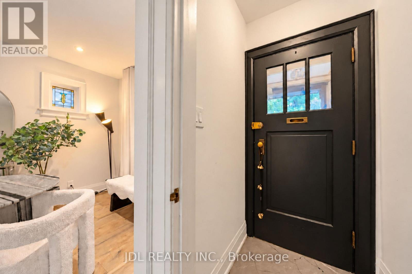 379 Scarborough Road, Toronto, ON