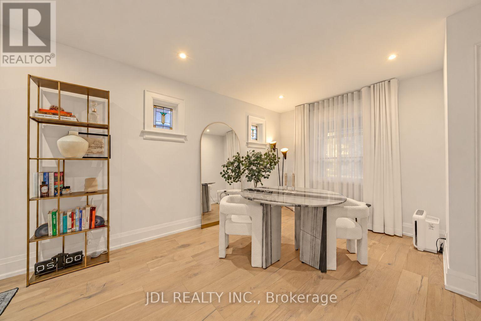 379 Scarborough Road, Toronto, ON