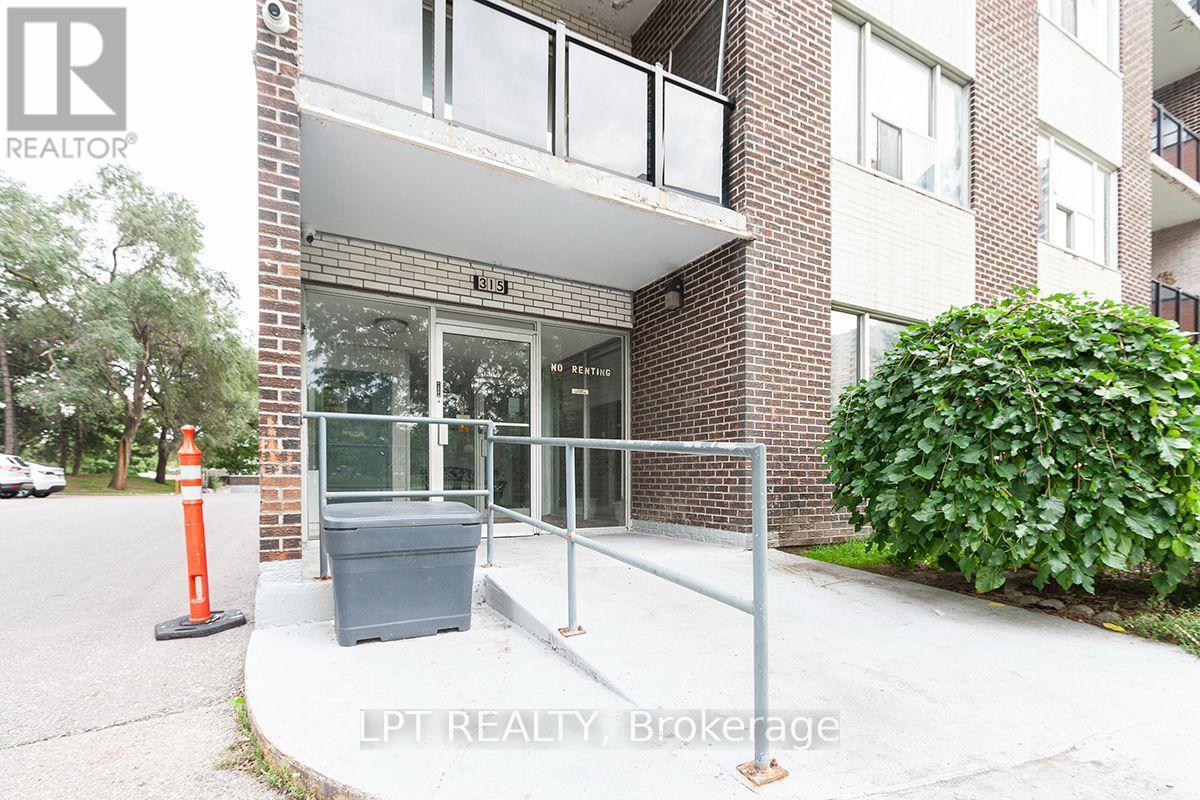 504 - 315 Dixon Road, Toronto, ON