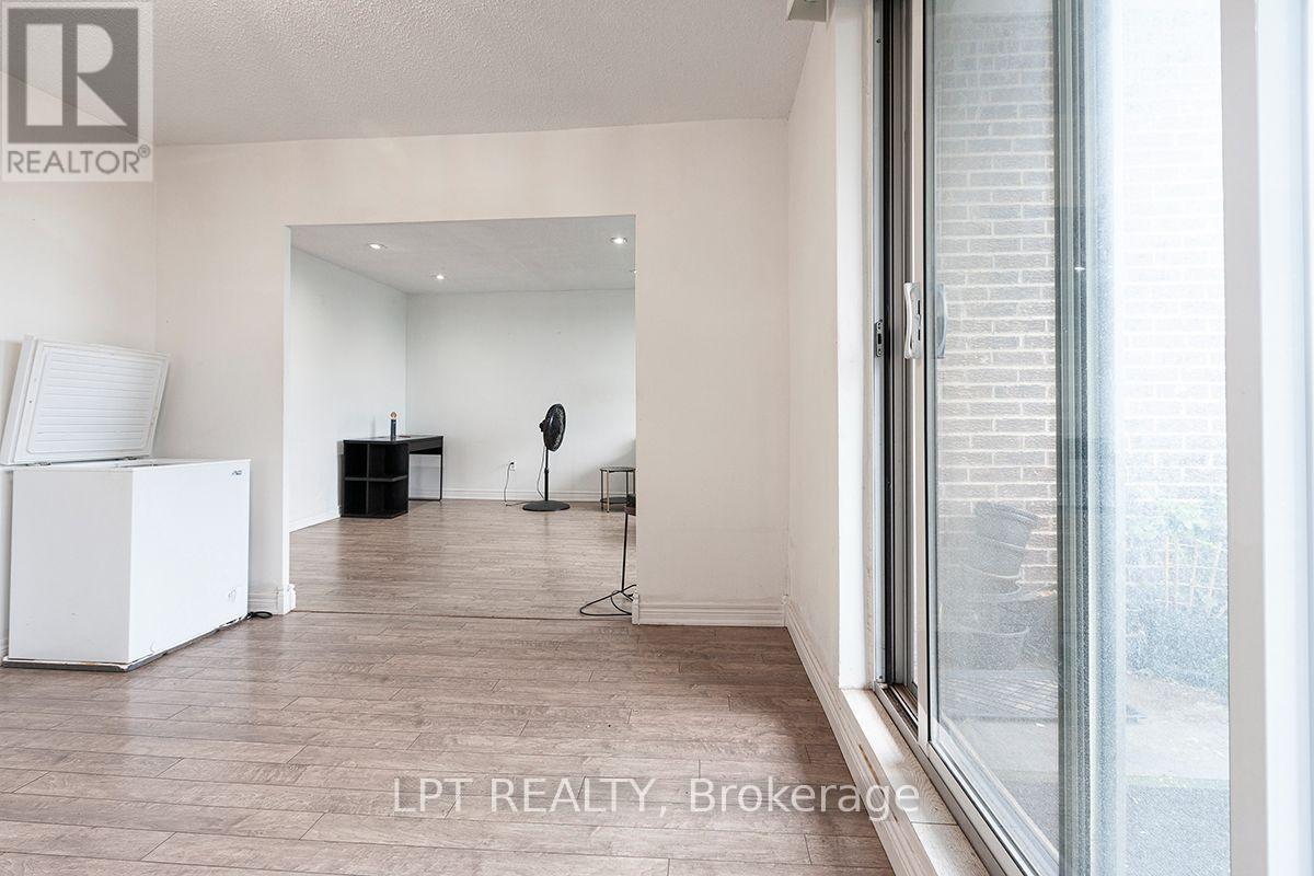 504 - 315 Dixon Road, Toronto, ON