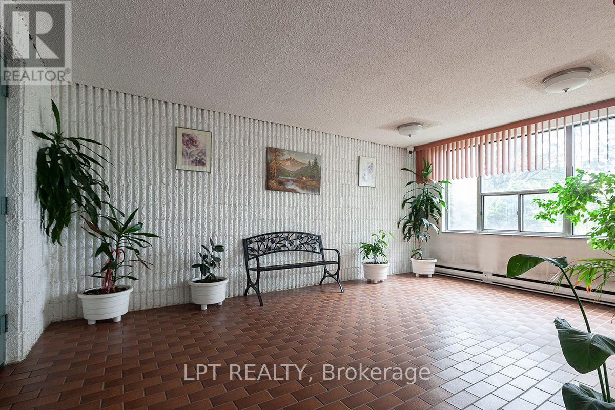 504 - 315 Dixon Road, Toronto, ON