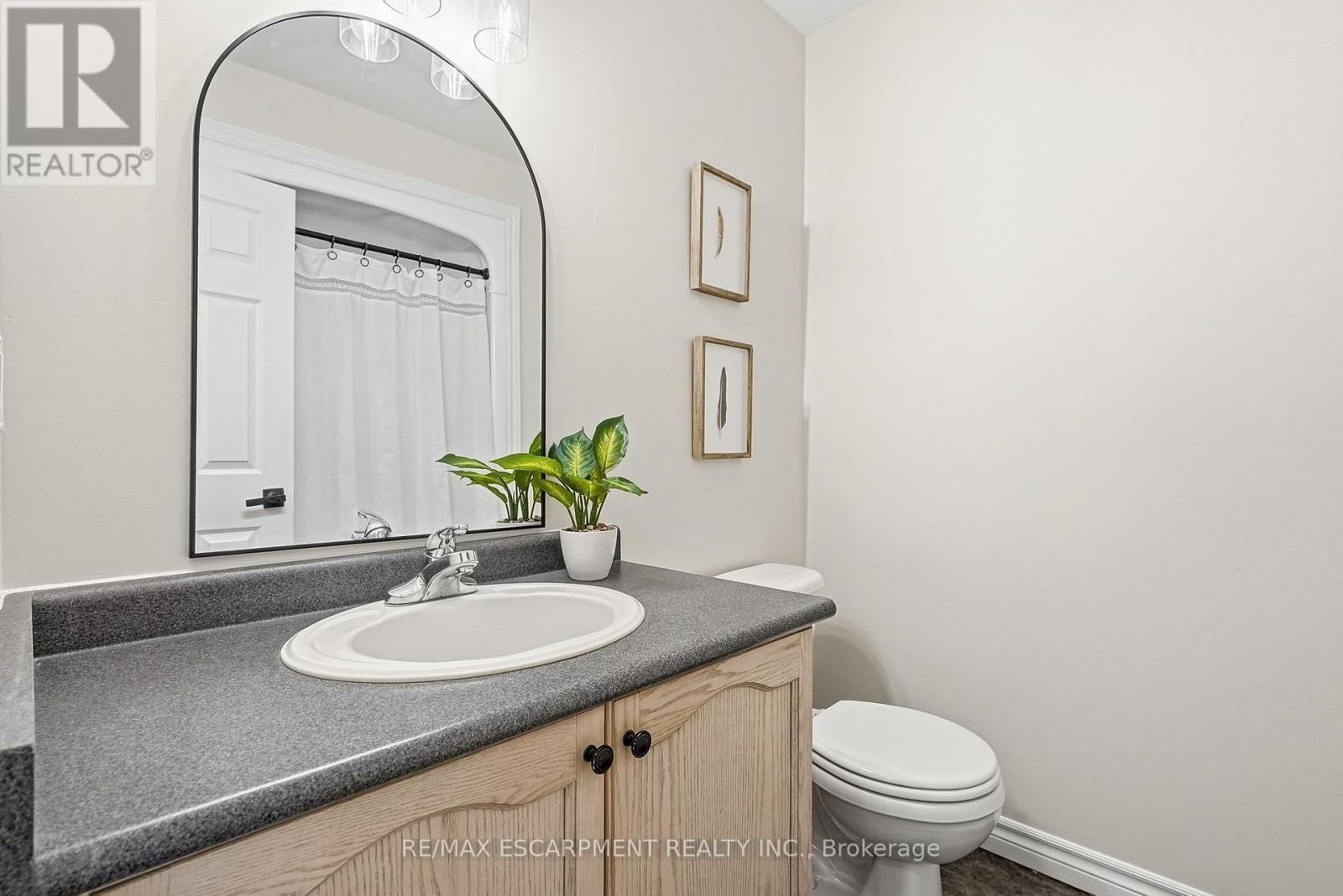 257 Southbrook Drive, Hamilton, ON