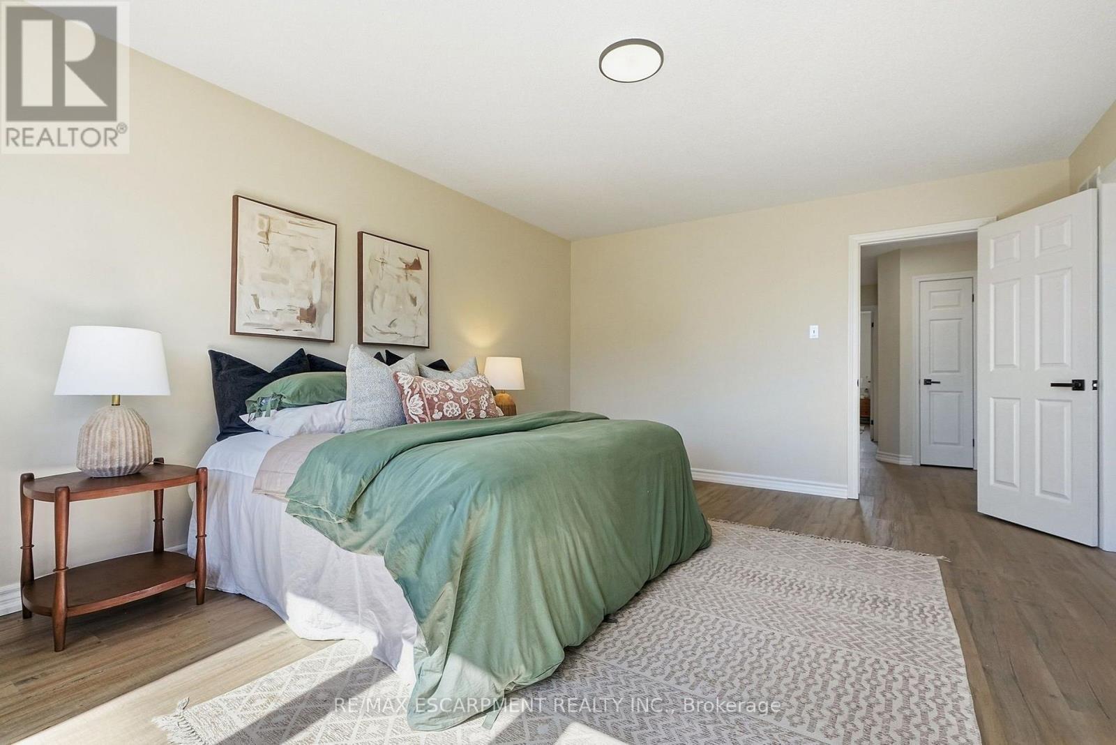 257 Southbrook Drive, Hamilton, ON