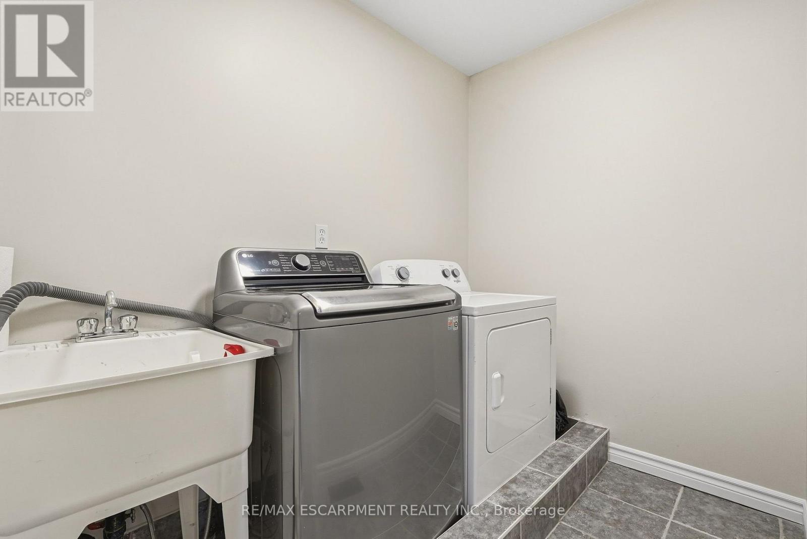 257 Southbrook Drive, Hamilton, ON