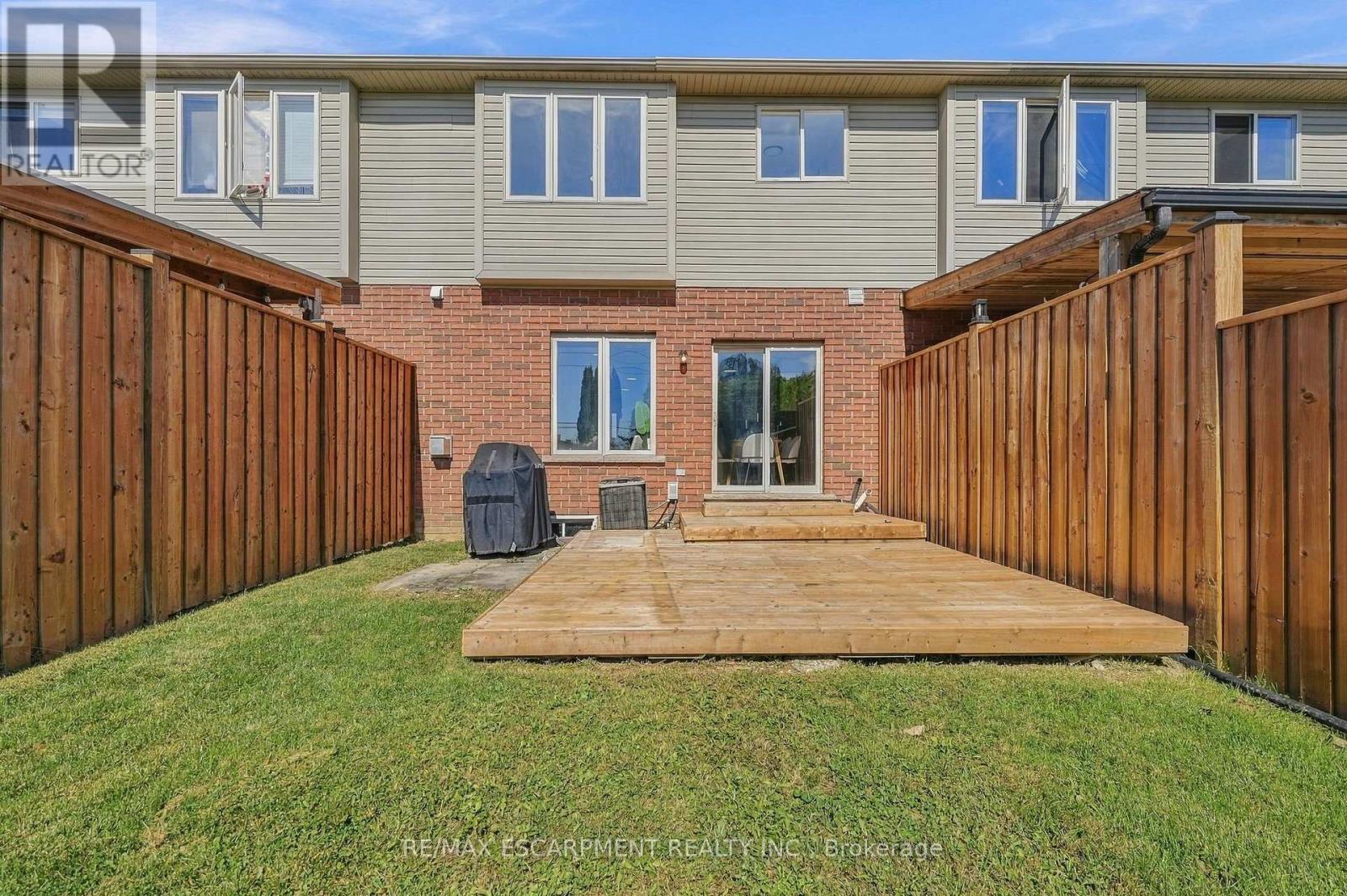 257 Southbrook Drive, Hamilton, ON
