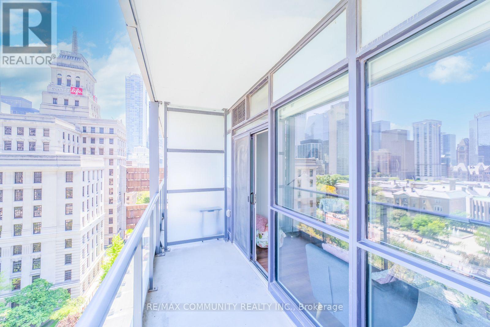 1210 - 210 Simcoe Street, Toronto, ON
