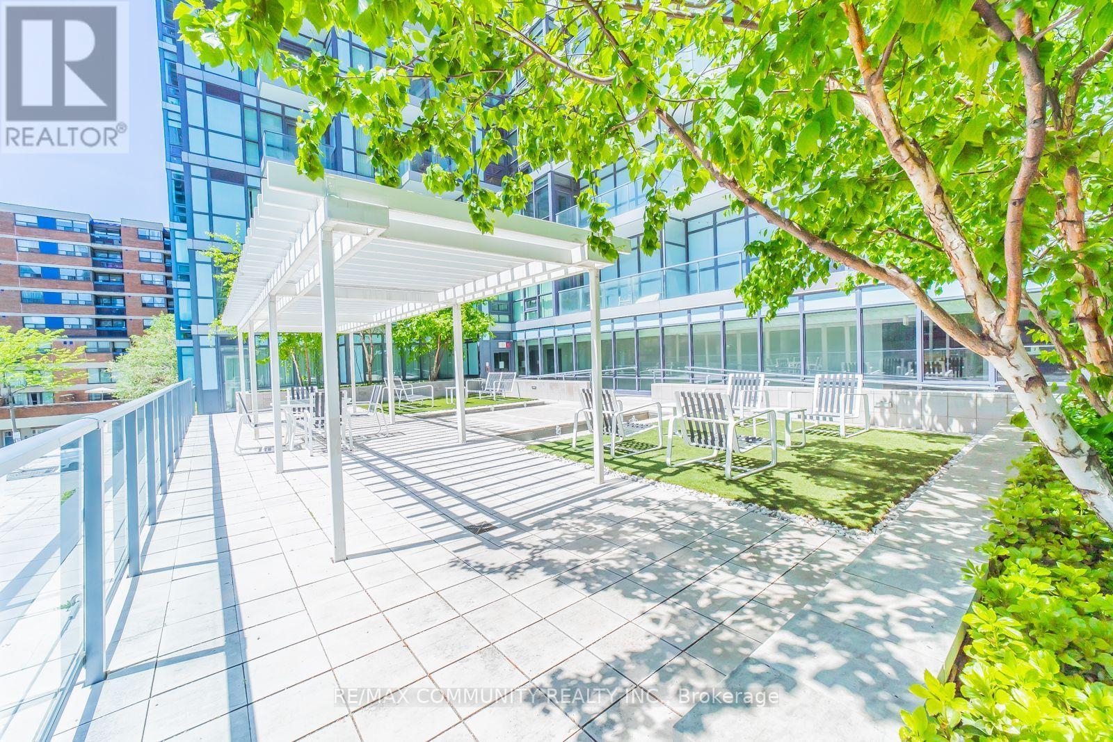 1210 - 210 Simcoe Street, Toronto, ON