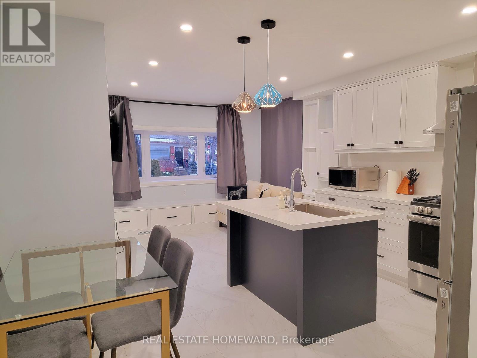 Main floor unit kitchen - 434 Victoria Park Avenue, Toronto, ON
