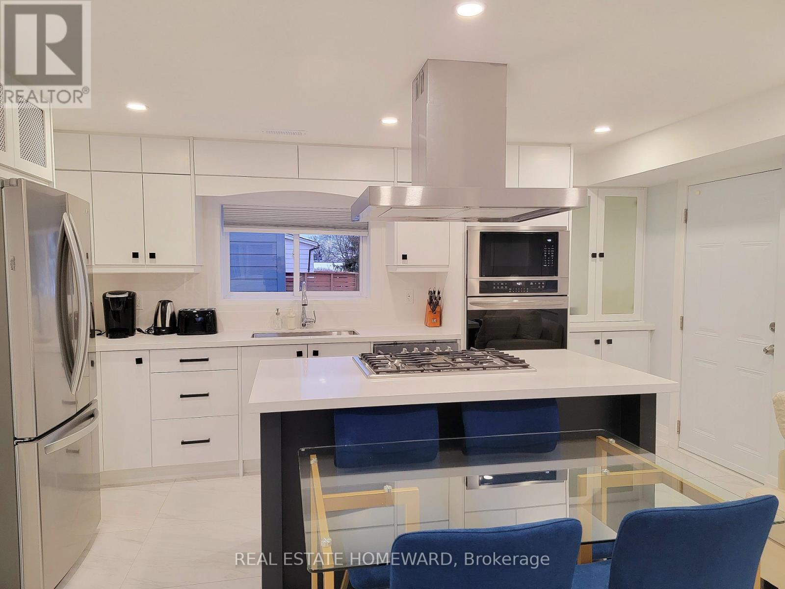 Second/third floor unit kitchen - 434 Victoria Park Avenue, Toronto, ON