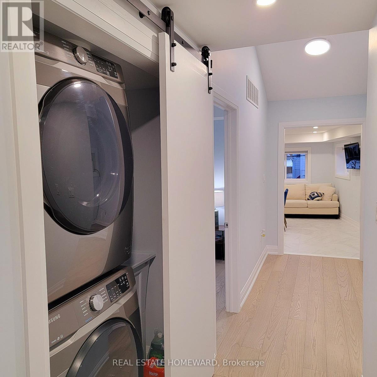 second/third floor unit Laundry - 434 Victoria Park Avenue, Toronto, ON