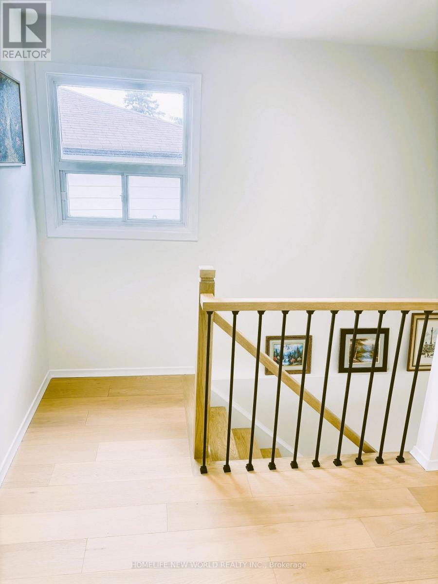 93 Corinthian Boulevard, Toronto, ON