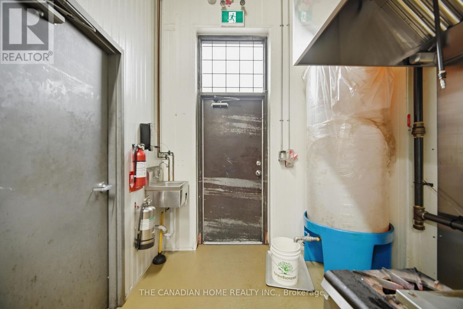 5, 6 & 7 - 7875 Tranmere Drive, Mississauga, ON