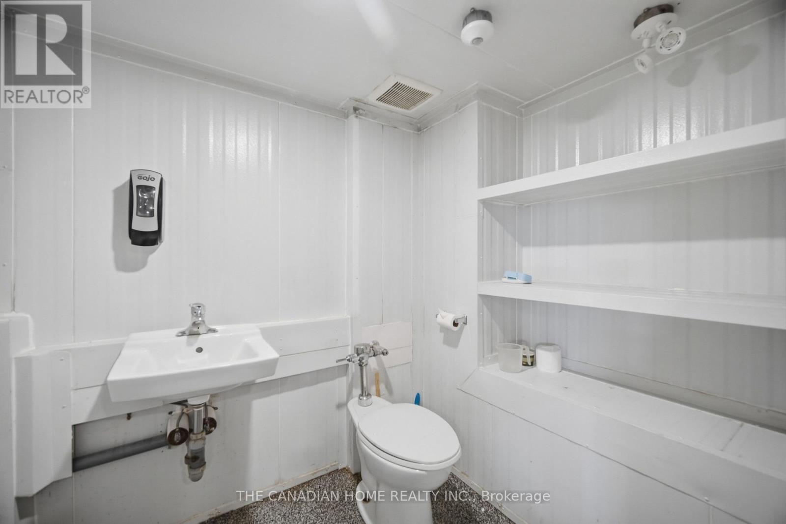 5, 6 & 7 - 7875 Tranmere Drive, Mississauga, ON