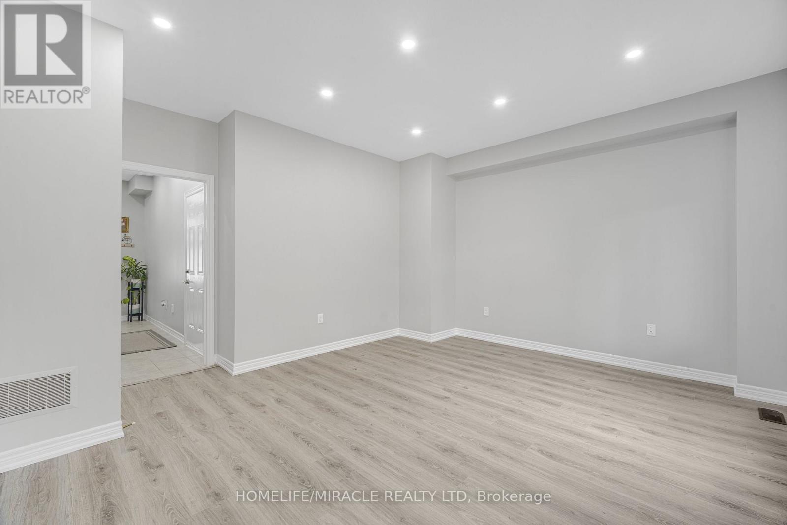 144 - 1890 Rymal Road E, Hamilton, ON