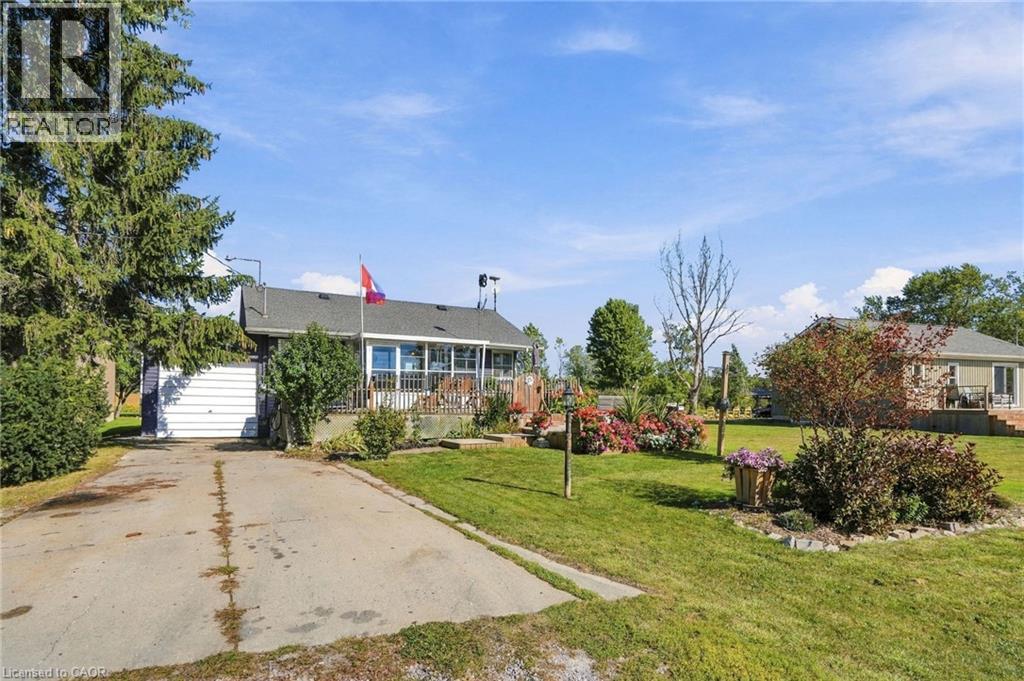 2579 Lakeshore Road, Dunnville, ON