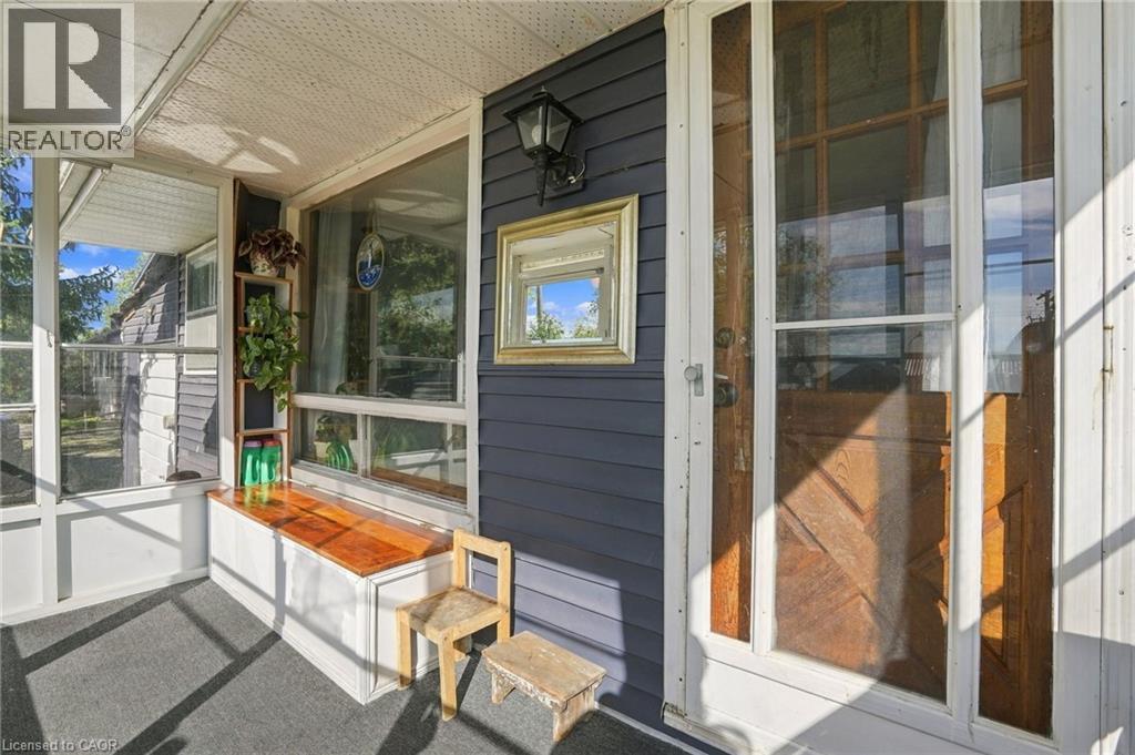 2579 Lakeshore Road, Dunnville, ON