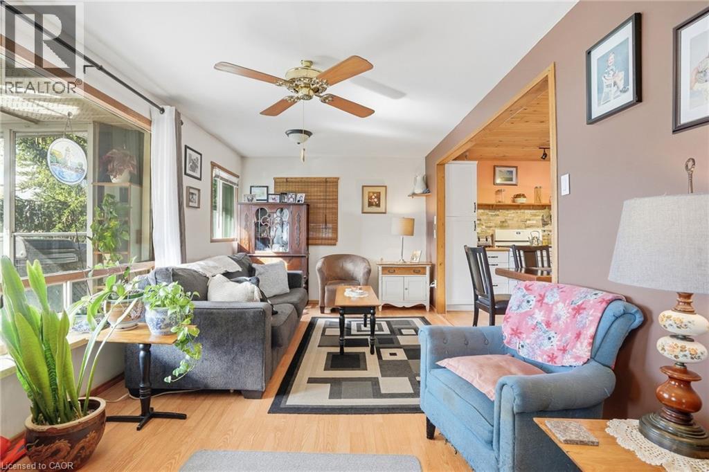 2579 Lakeshore Road, Dunnville, ON