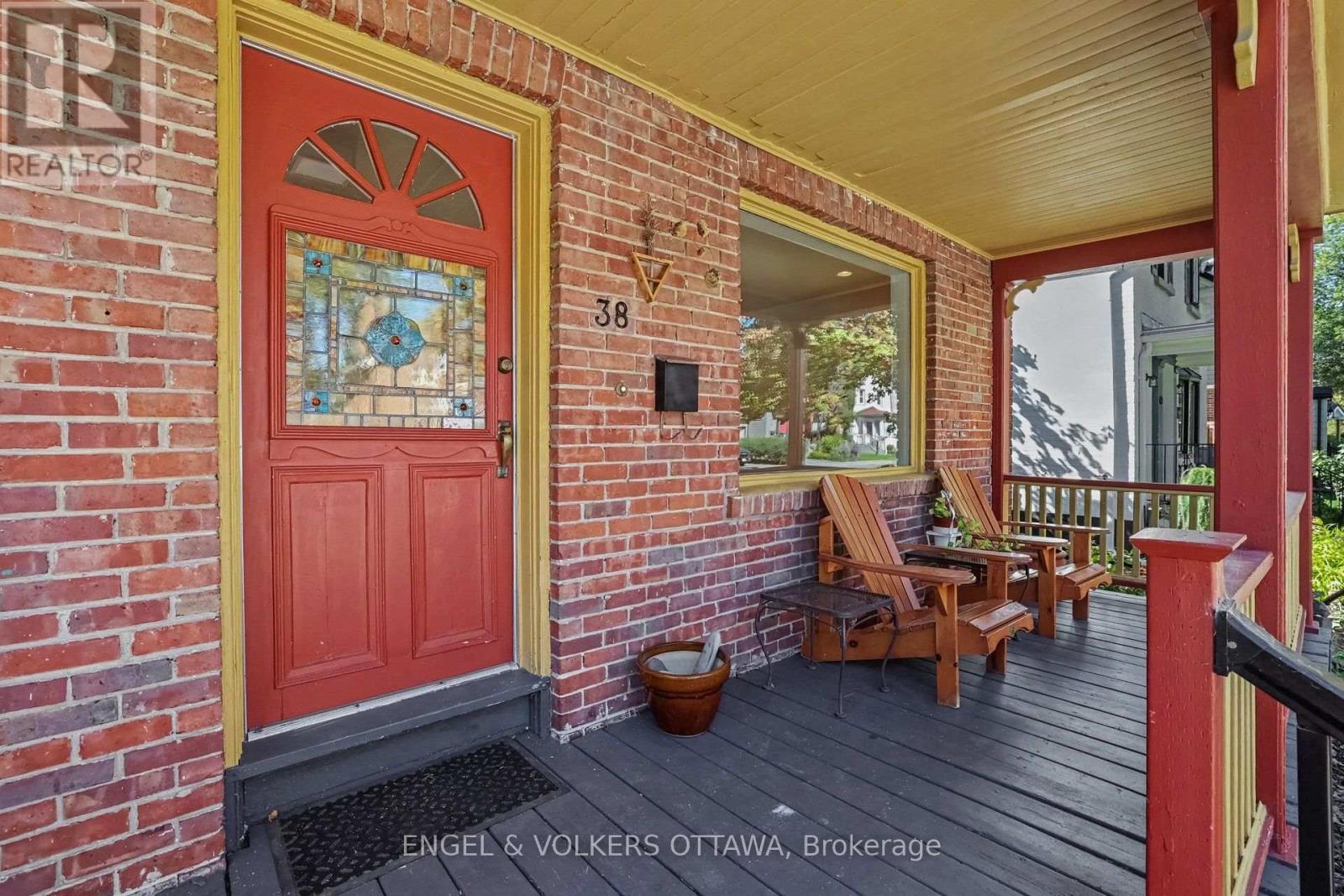 38 Rockcliffe Way, Ottawa, ON
