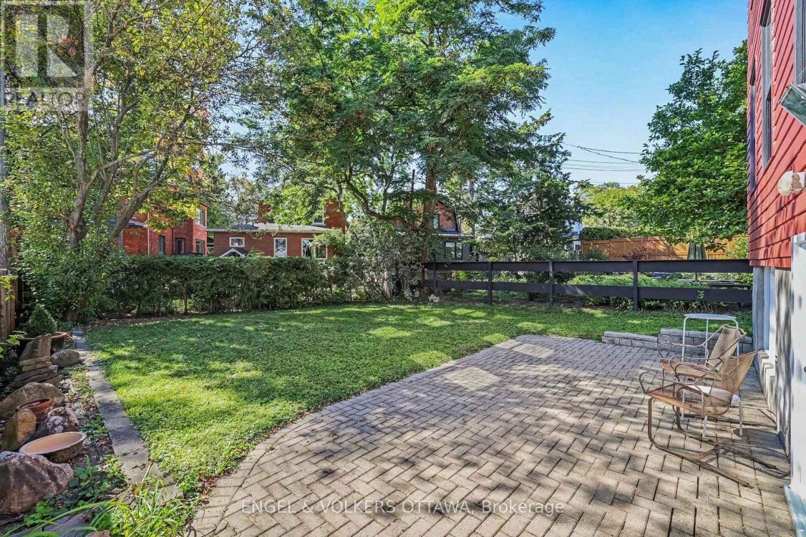 38 Rockcliffe Way, Ottawa, ON