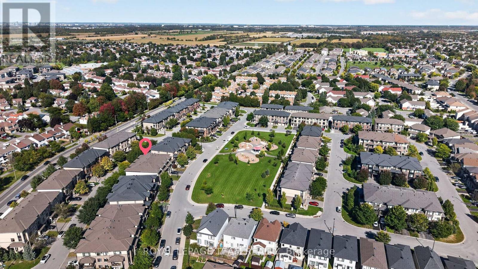 Unbeatable, private and quiet location - 246 Leather Leaf Terrace, Ottawa, ON
