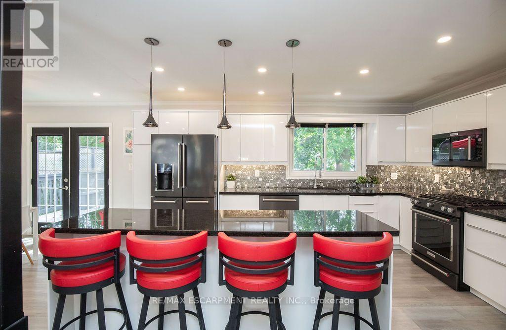 57 Valery Court, Hamilton, ON