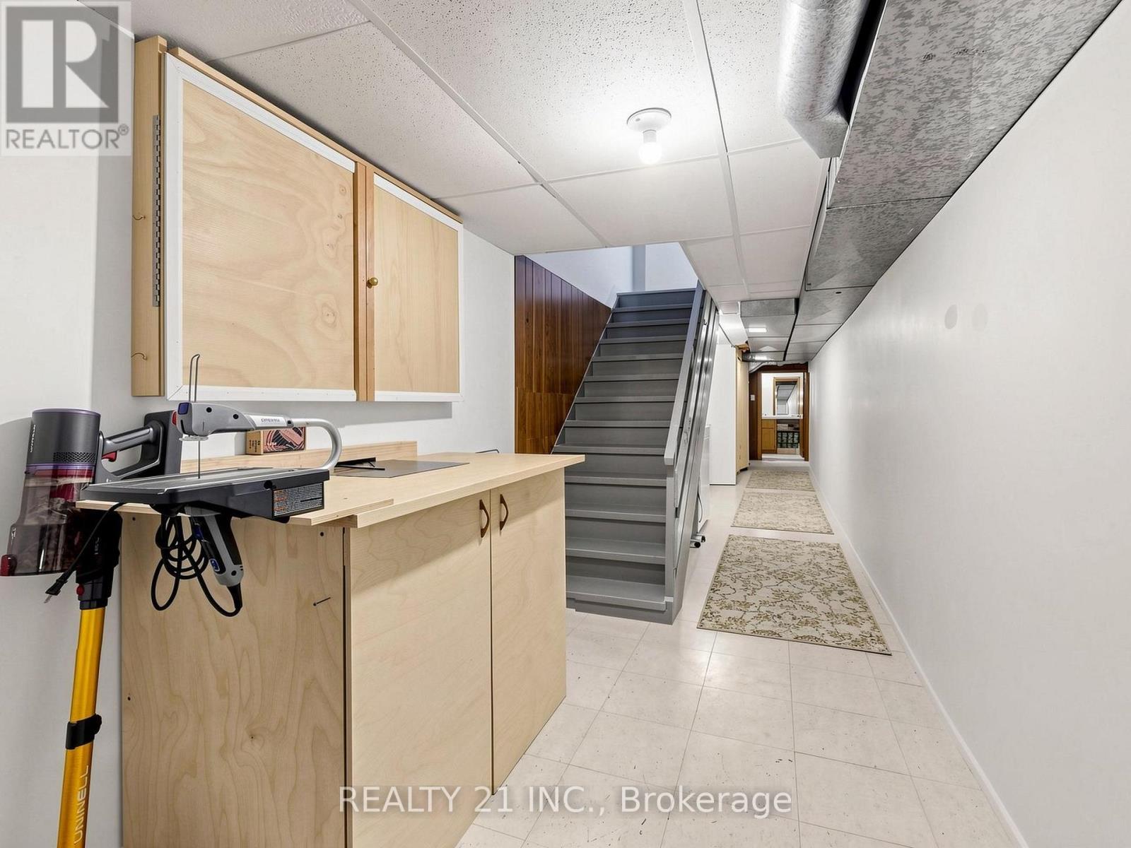 132 Harding Boulevard, Toronto, ON