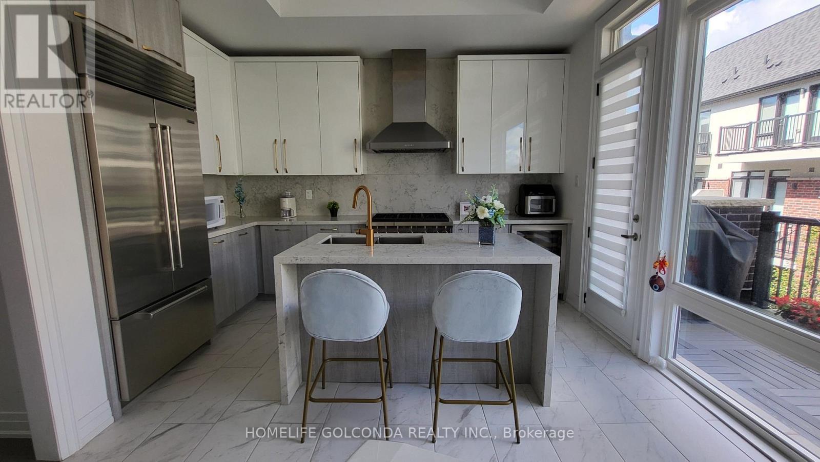 34 Banshee Lane, Richmond Hill, ON
