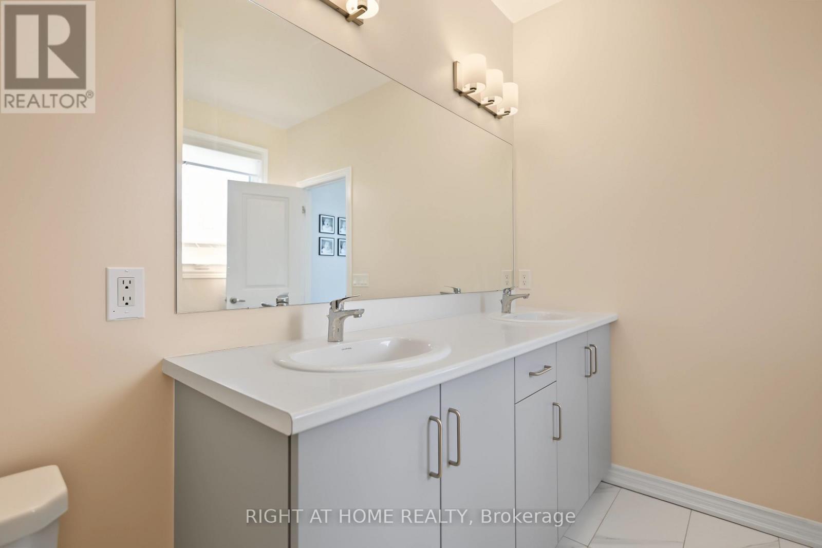 335 Busato Drive, Whitchurch-Stouffville, ON