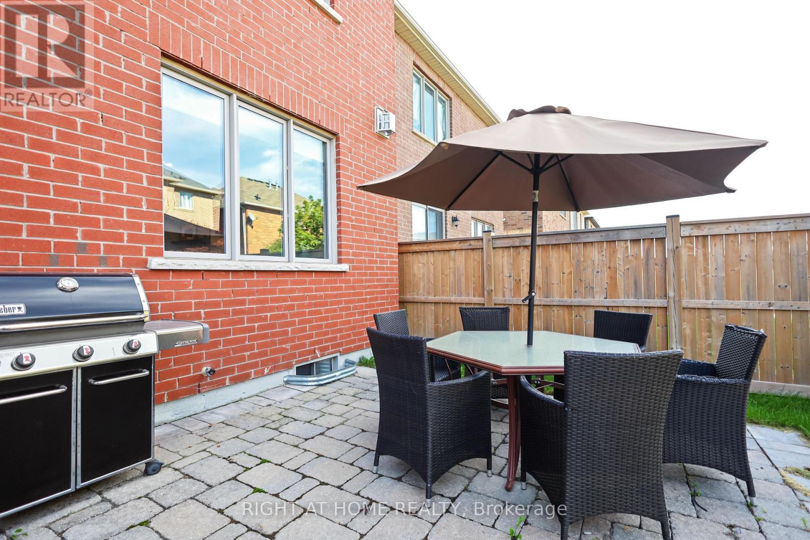 335 Busato Drive, Whitchurch-Stouffville, ON