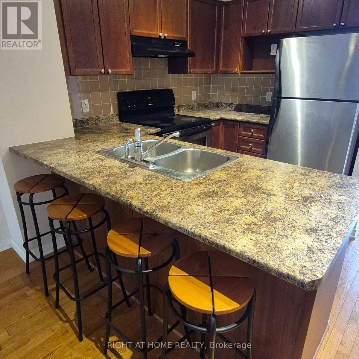Kitchen_2 - 1046 Redtail Private, Ottawa, ON