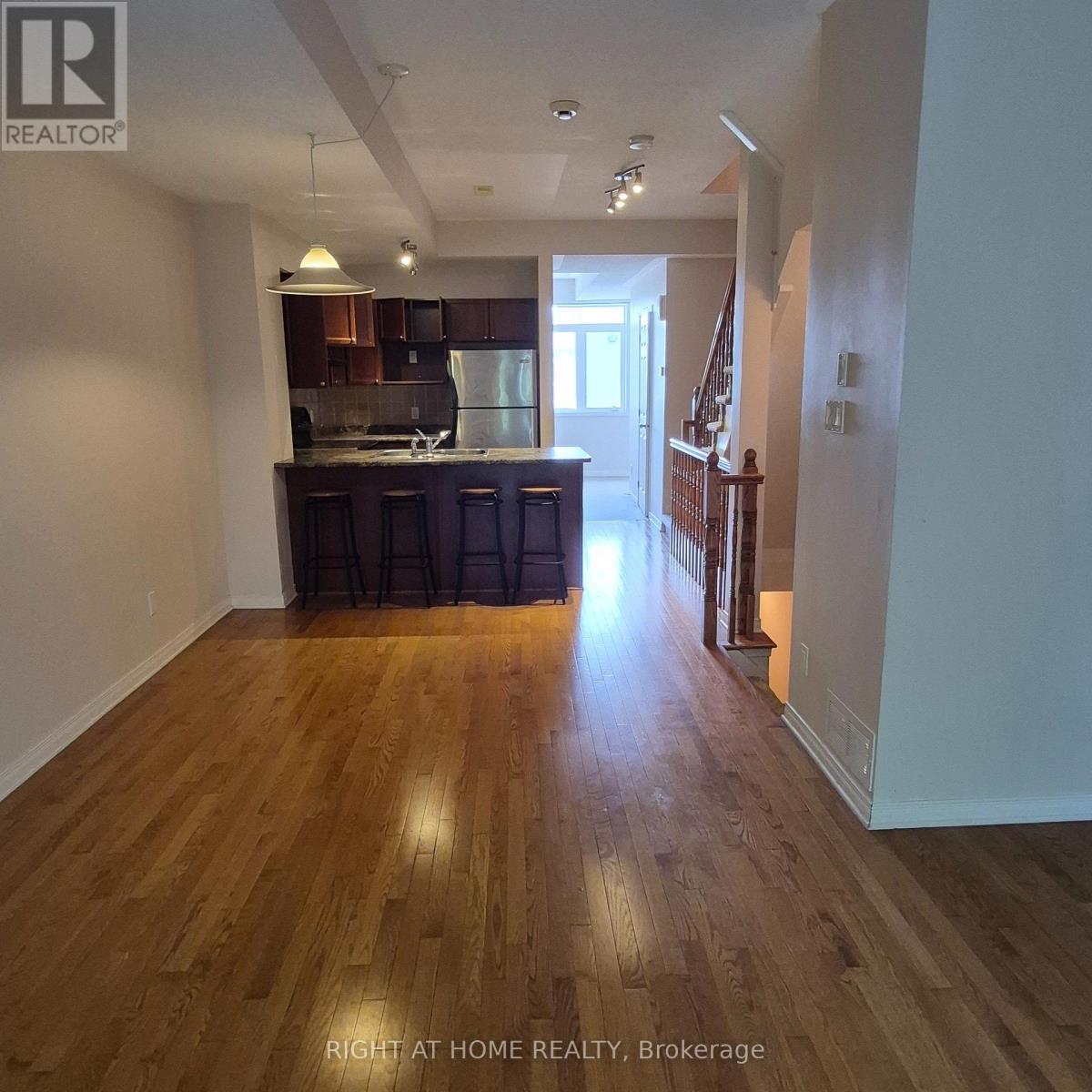 Dinning and Kitchen - 1046 Redtail Private, Ottawa, ON