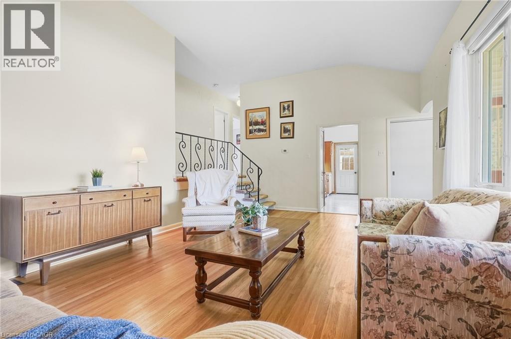 1267 Dunbar Road, Burlington, ON