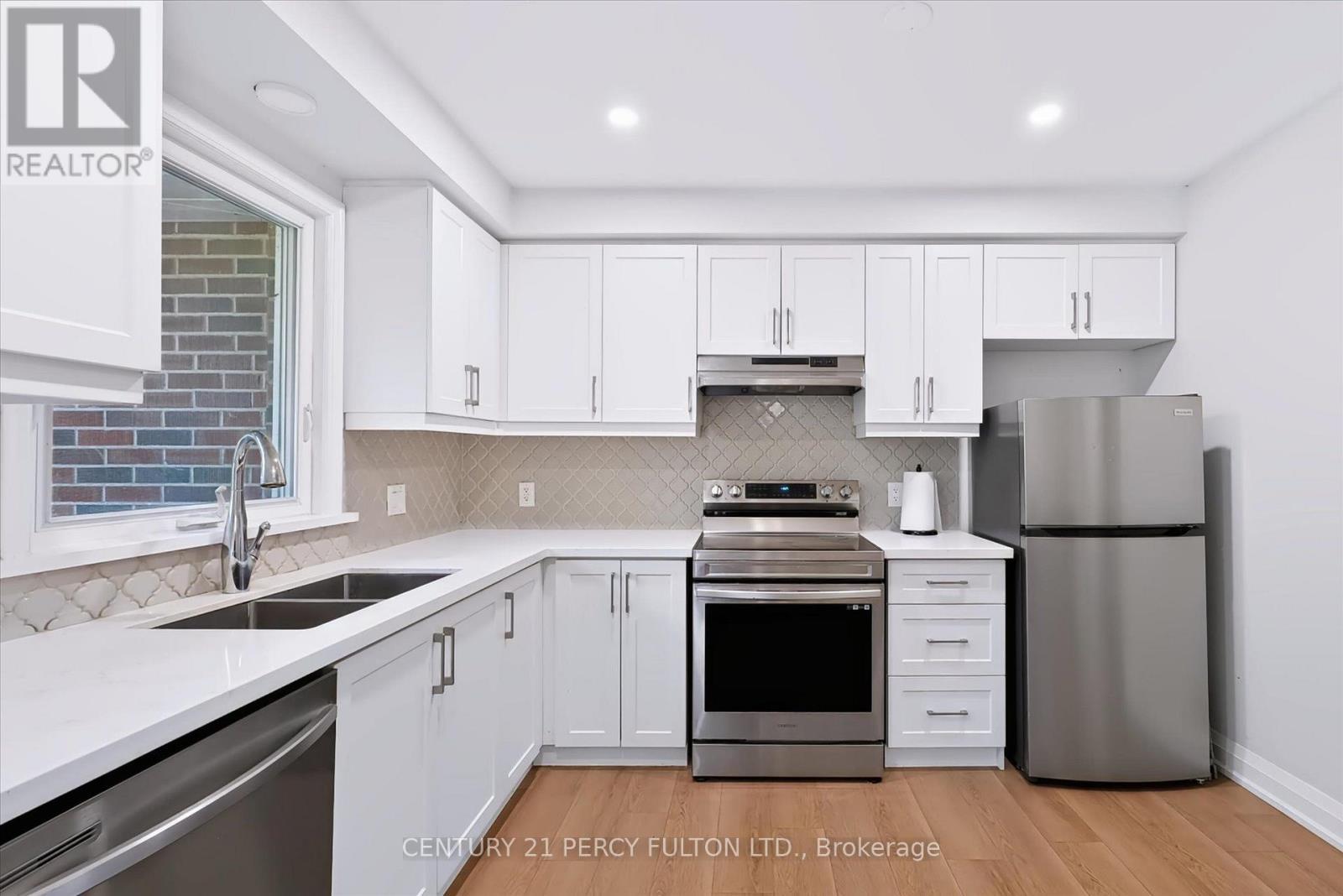 1503 Lochlin Trail, Mississauga, ON