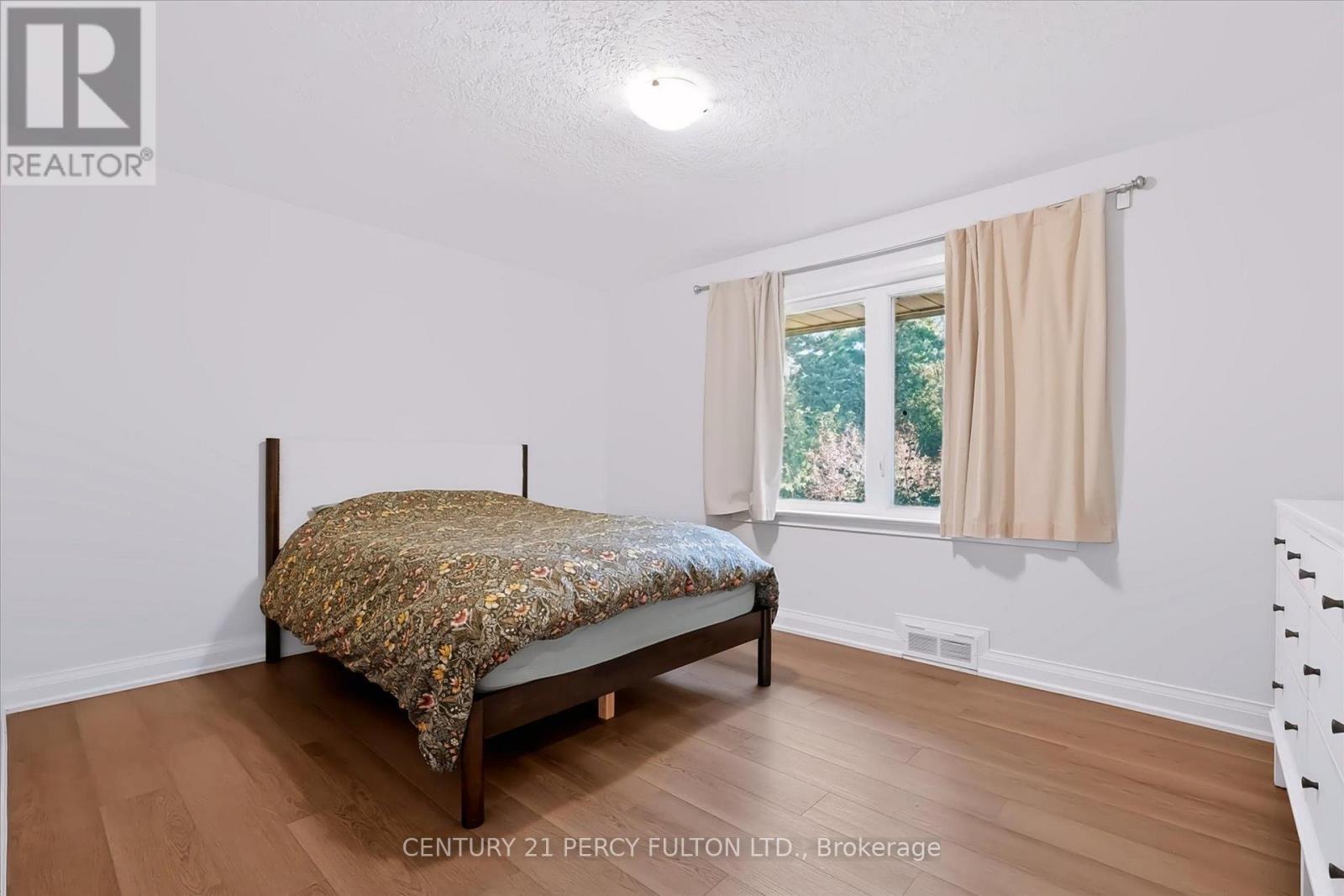 1503 Lochlin Trail, Mississauga, ON